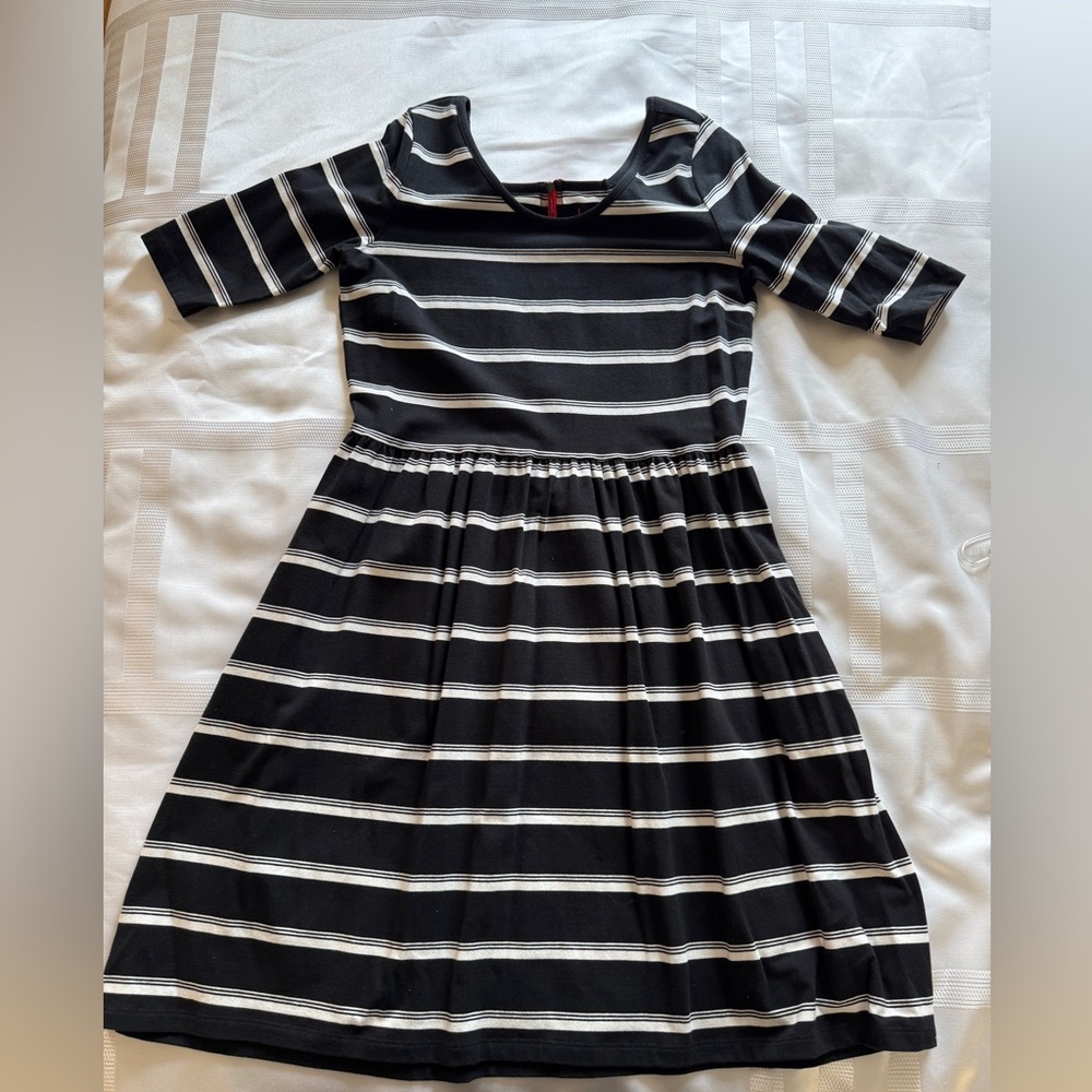 Like New: Love, Hanna by Hanna Andersson Shortsleeve Horizontal Stripe Dress